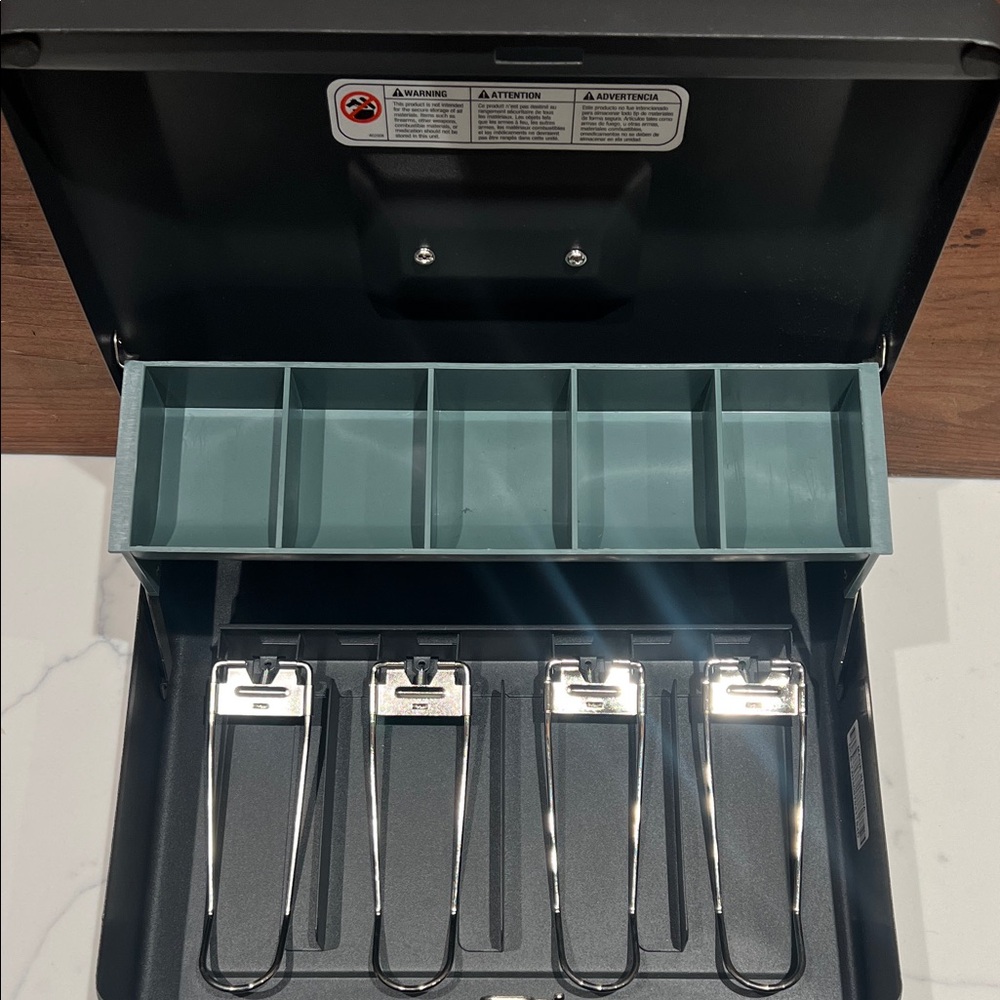 🔥‼️Black Cash Box with Coin Tray‼️🔥 - Picture 5 of 7